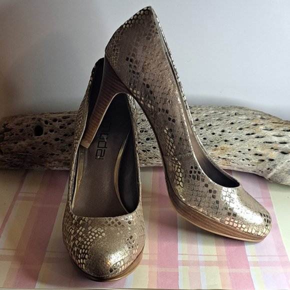 Moda Spana Shoes - Moda Spana Snakeskin Heels - Metallic Champaigne Gold - Sz.  9m